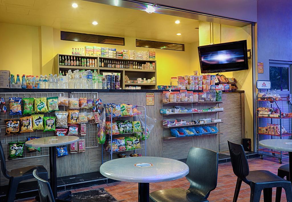 The Youniq Hotel, Klia T1, Klia T2